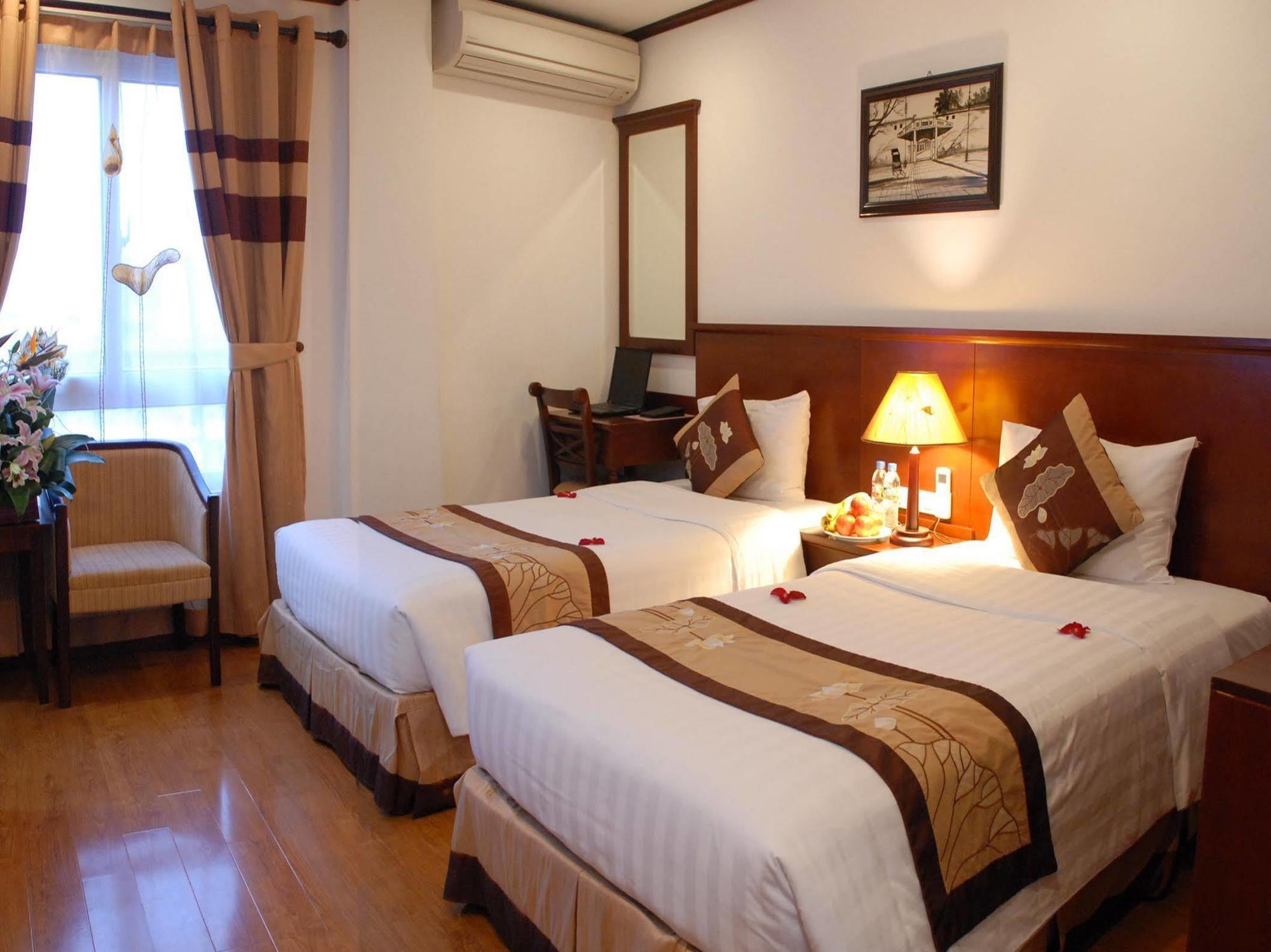 May De Ville Legend Hotel Hanoi Exteriör bild
